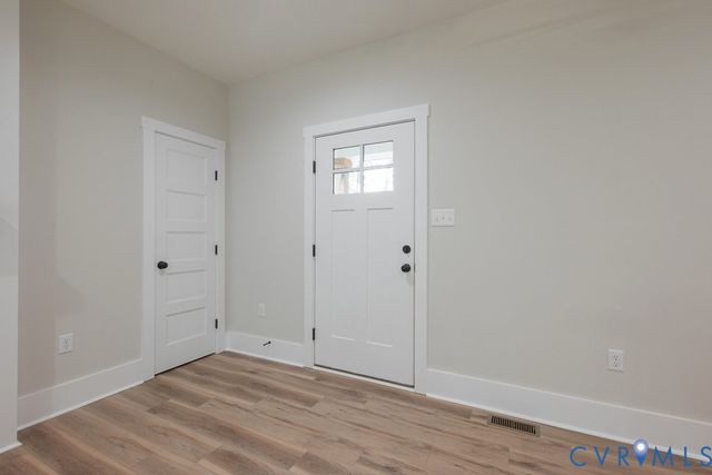 1220 Jefferson Hwy, Louisa, VA 23093