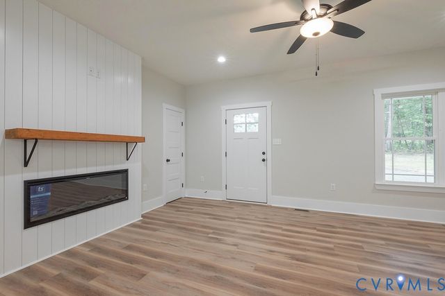 1220 Jefferson Hwy, Louisa, VA 23093
