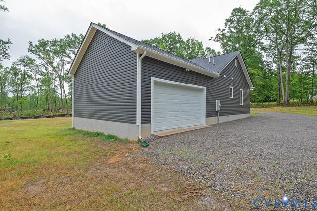 1220 Jefferson Hwy, Louisa, VA 23093