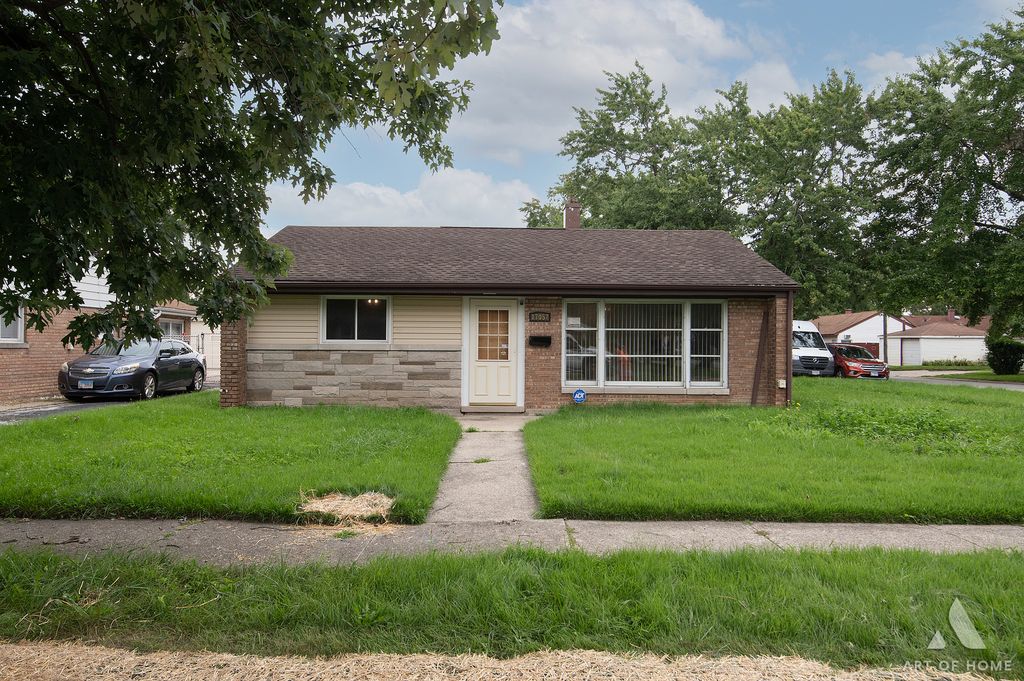 17057 Park Avenue, Lansing, IL 60438