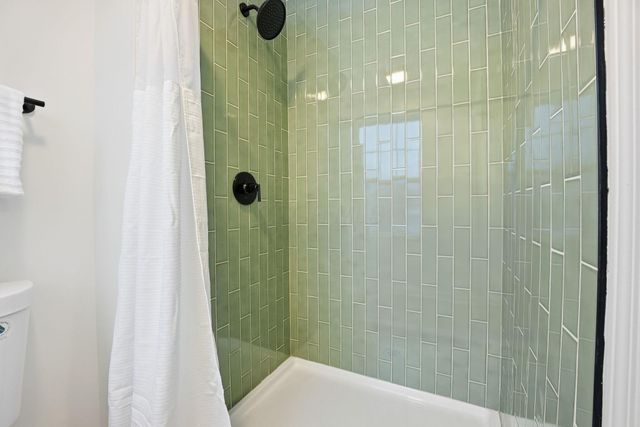 109 Longwood Crossing Boulevard, Etna, OH 43062