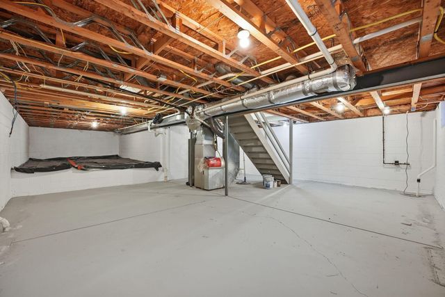 109 Longwood Crossing Boulevard, Etna, OH 43062