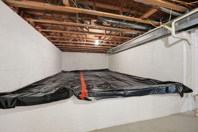 109 Longwood Crossing Boulevard, Etna, OH 43062