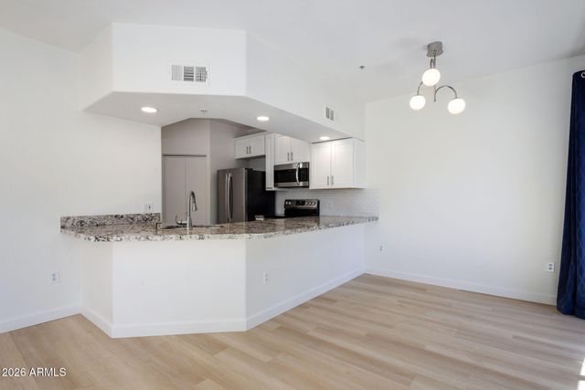 4644 N 22nd Street Unit 2025, Phoenix, AZ 85016