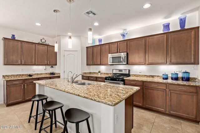 21005 E PECAN Lane, Queen Creek, AZ 85142