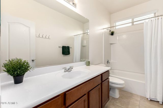 21005 E PECAN Lane, Queen Creek, AZ 85142