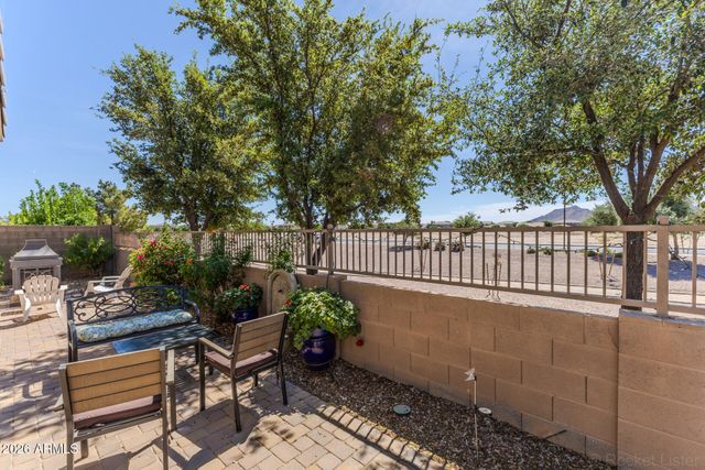 21005 E PECAN Lane, Queen Creek, AZ 85142