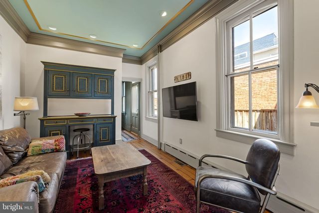 437 W WALNUT ST, Lancaster, PA 17603