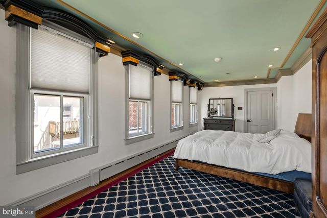 437 W WALNUT ST, Lancaster, PA 17603