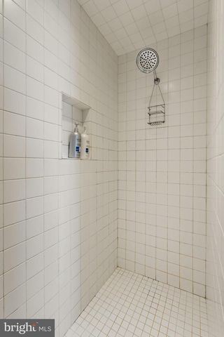 437 W WALNUT ST, Lancaster, PA 17603