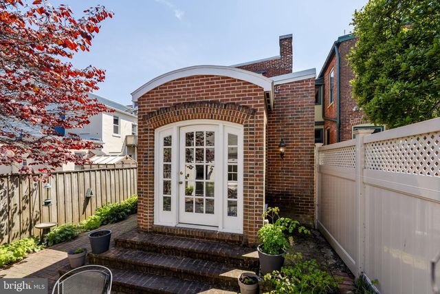 437 W WALNUT ST, Lancaster, PA 17603