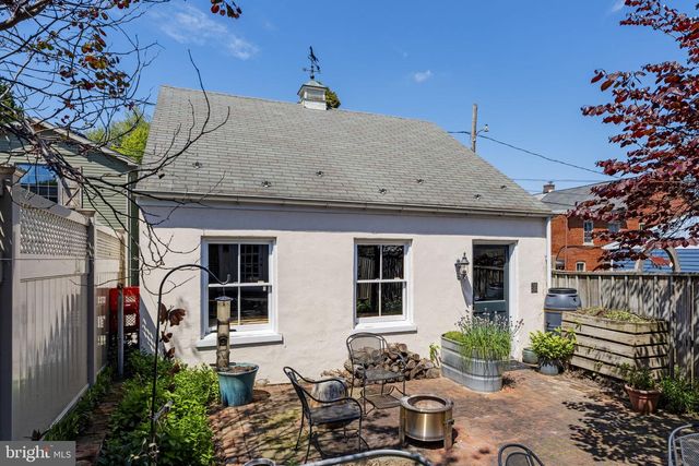 437 W WALNUT ST, Lancaster, PA 17603