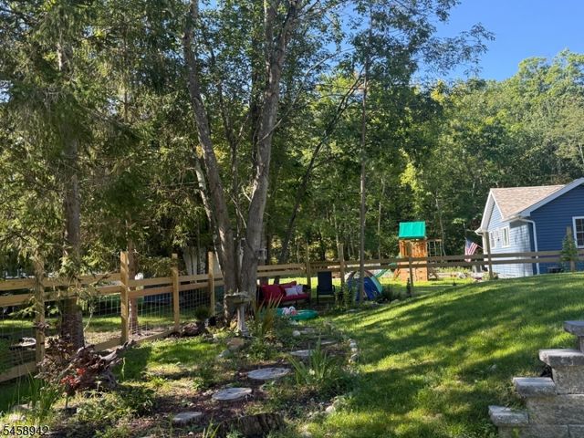 63 Bauer Rd, Frankford Twp., NJ 07860