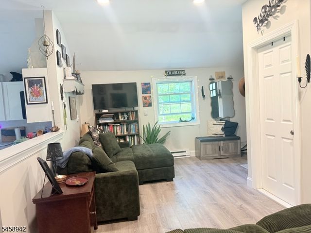 63 Bauer Rd, Frankford Twp., NJ 07860