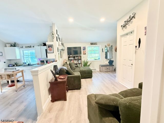 63 Bauer Rd, Frankford Twp., NJ 07860