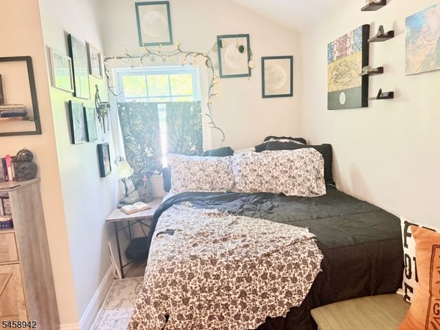 63 Bauer Rd, Frankford Twp., NJ 07860