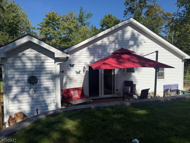 63 Bauer Rd, Frankford Twp., NJ 07860