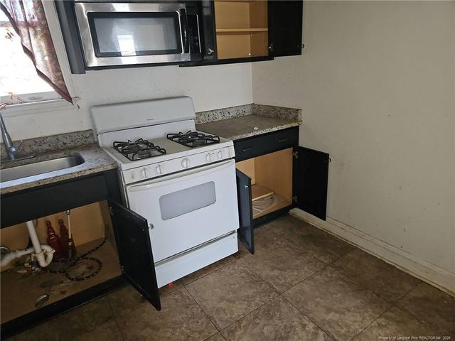 107 Church Street, Red Springs, NC 28377