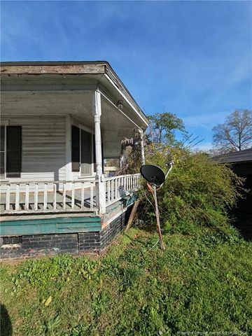 107 Church Street, Red Springs, NC 28377