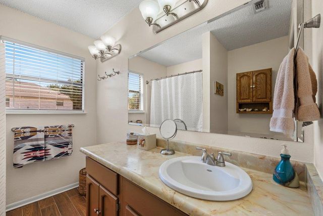 1369 Lakeview DR, Canyon Lake, TX 78133