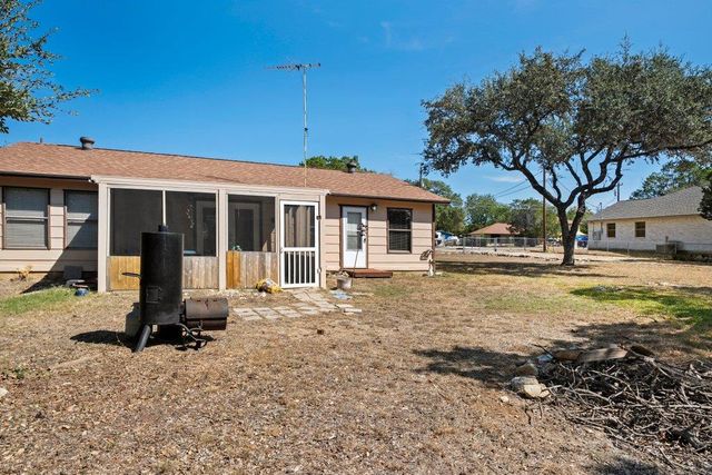 1369 Lakeview DR, Canyon Lake, TX 78133