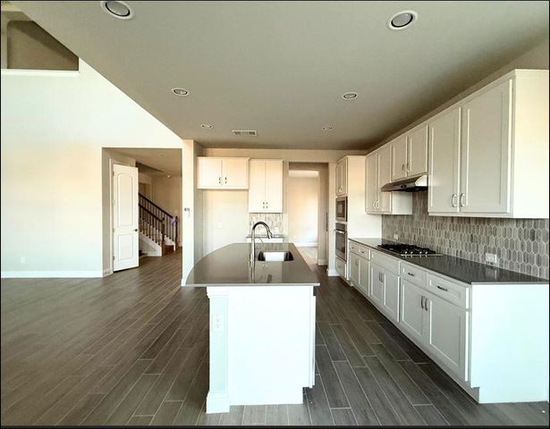 109 Rocky River RD, Georgetown, TX 78628