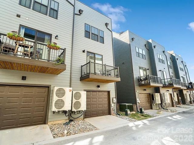 3041 Terroir Lane, Charlotte, NC 28217