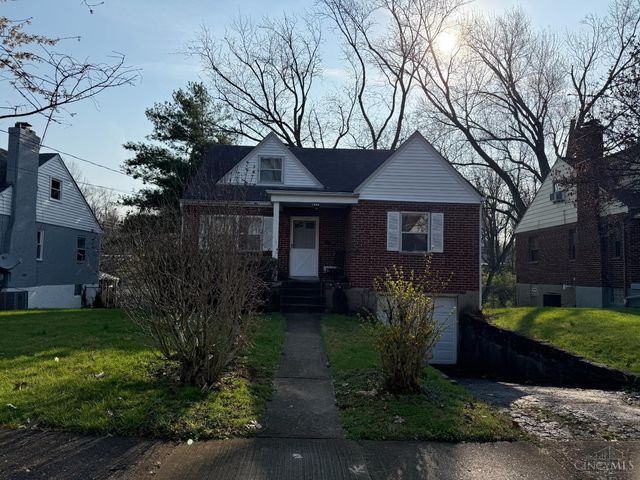 7866 Bitteroot Lane, Cincinnati, OH 45224