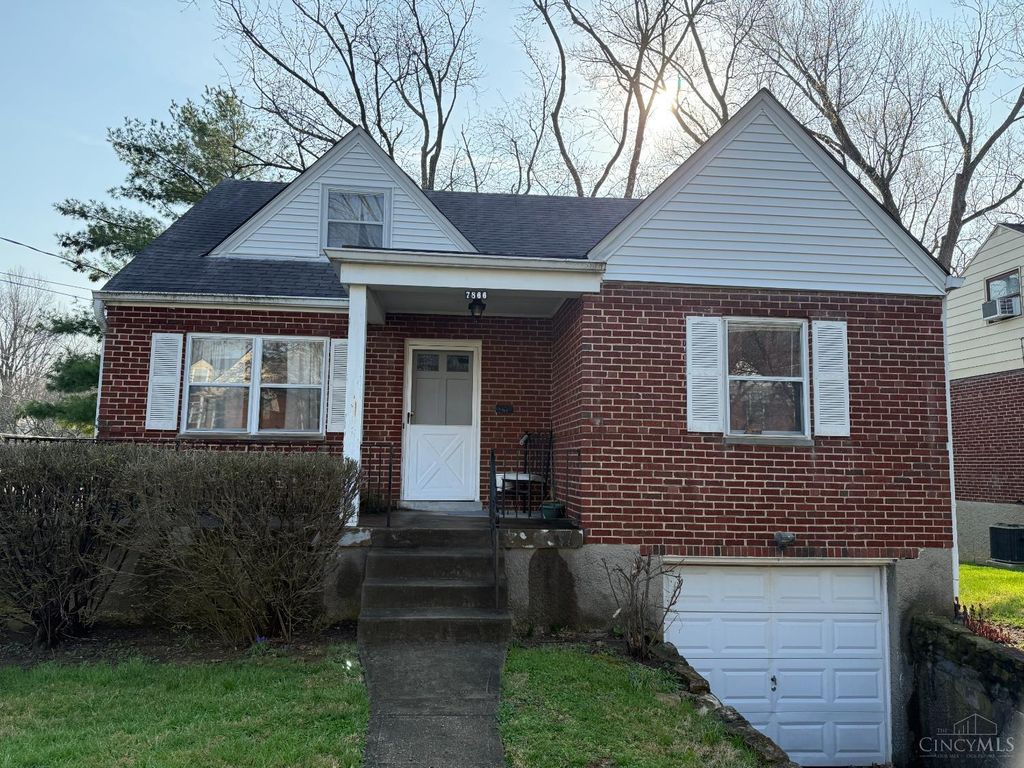 7866 Bitteroot Lane, Cincinnati, OH 45224