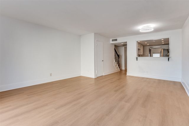 4563 N O Connor Road 1301, Irving, TX 75062