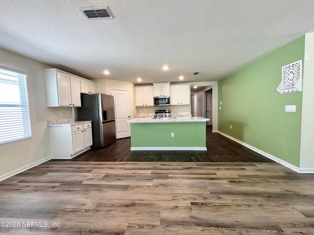 2270 WILLOW SPRINGS Drive, Green Cove Springs, FL 32043