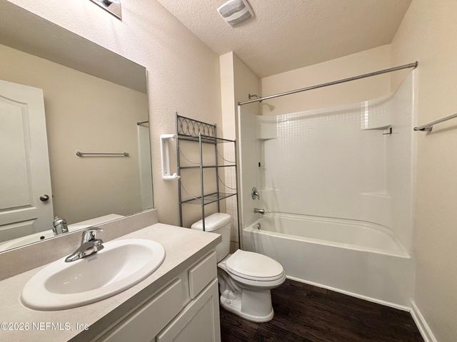 2270 WILLOW SPRINGS Drive, Green Cove Springs, FL 32043