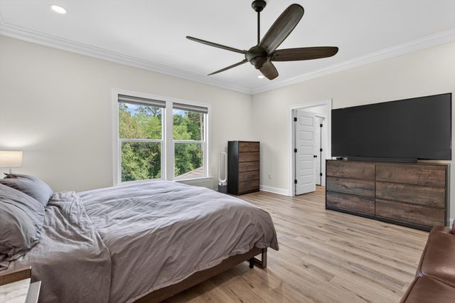 604 Ivy Avenue, Niceville, FL 32578