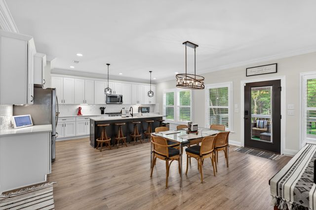 604 Ivy Avenue, Niceville, FL 32578
