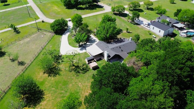 1435 Pioneer Lane, Lowry Crossing, TX 75069