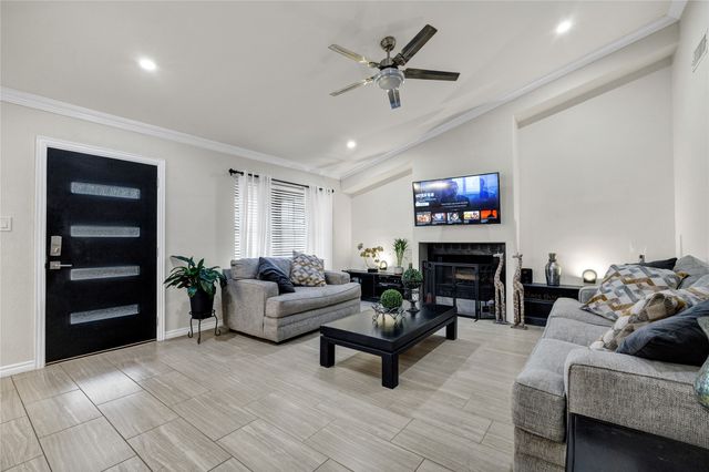 1435 Pioneer Lane, Lowry Crossing, TX 75069