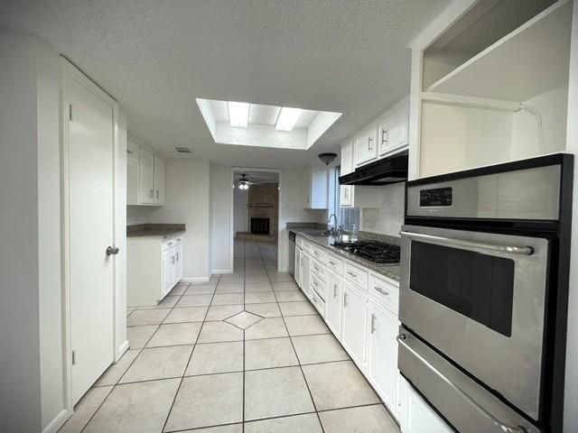 15714 Echo Hill Drive, Houston, TX 77059
