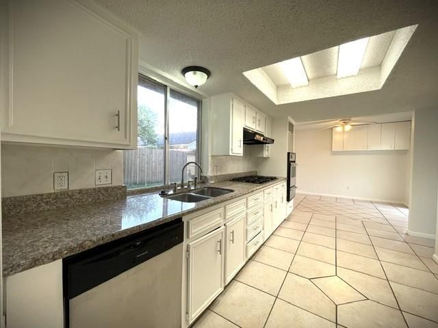 15714 Echo Hill Drive, Houston, TX 77059