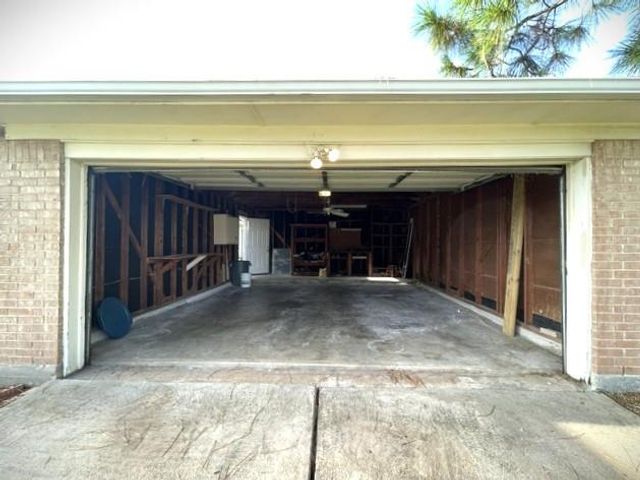 15714 Echo Hill Drive, Houston, TX 77059
