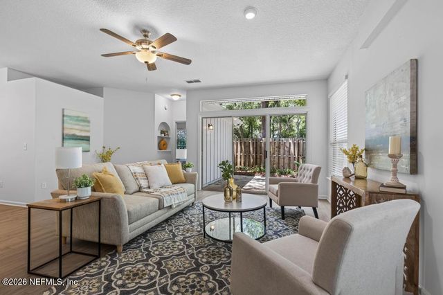 2019 VILLAGE Lane, Fernandina Beach, FL 32034