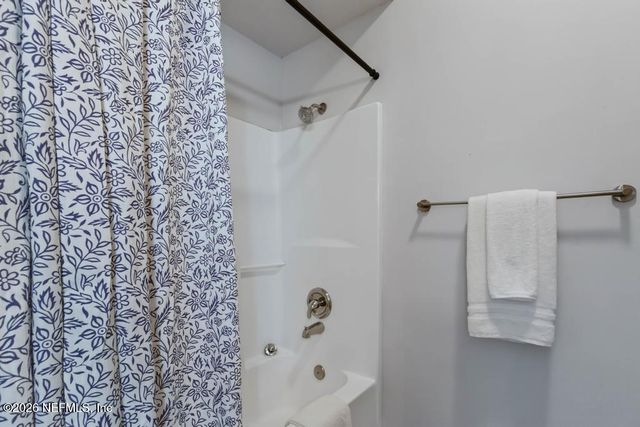 2019 VILLAGE Lane, Fernandina Beach, FL 32034
