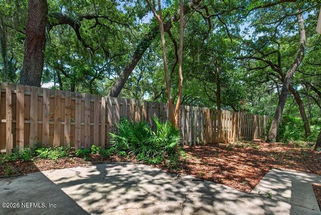 2019 VILLAGE Lane, Fernandina Beach, FL 32034