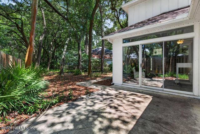 2019 VILLAGE Lane, Fernandina Beach, FL 32034