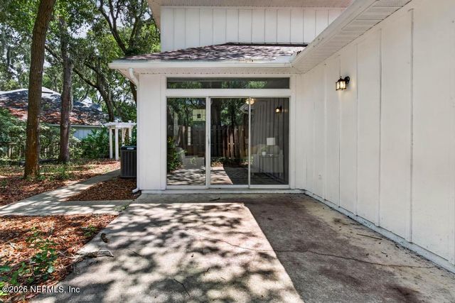 2019 VILLAGE Lane, Fernandina Beach, FL 32034