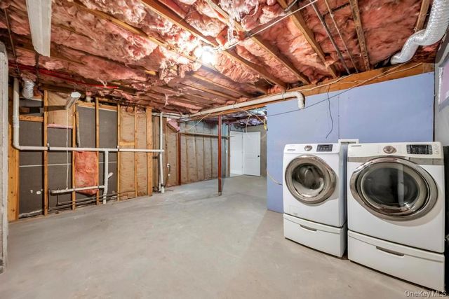 160 Oak Street, Mattituck, NY 11952