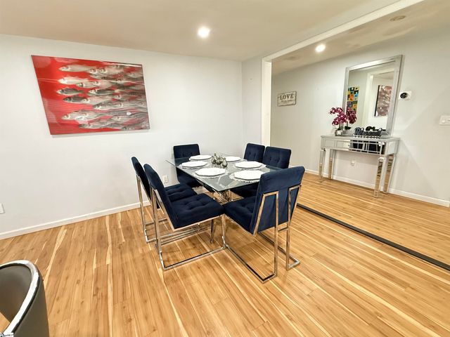 703 S Harper Street, Laurens, SC 29360