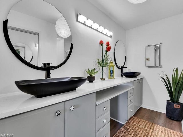 13141 Hamilton Harbour DR # P2, Naples, FL 34110