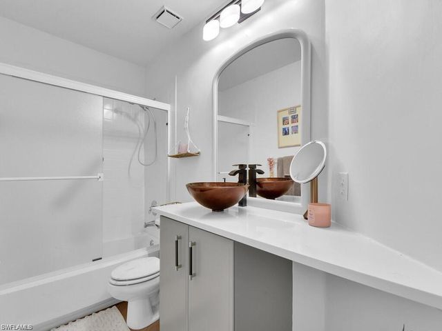 13141 Hamilton Harbour DR # P2, Naples, FL 34110