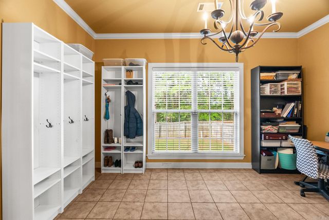 121 Lily Drive, Maumelle, AR 72113