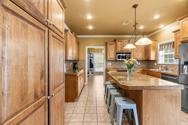 121 Lily Drive, Maumelle, AR 72113